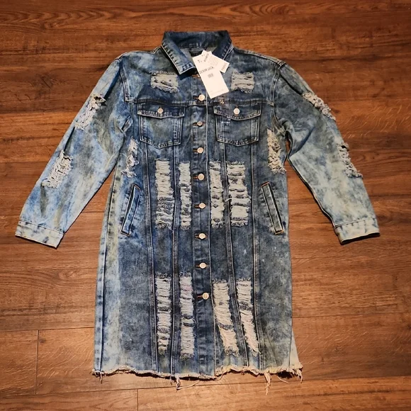 Women Thrill Blue Denim Jacket with Fringe - Picture 1 of 13